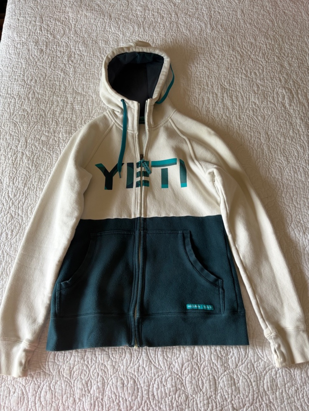 Yeti Two-Tone Full-Zip Hoodie in Cream and Deep Teal
